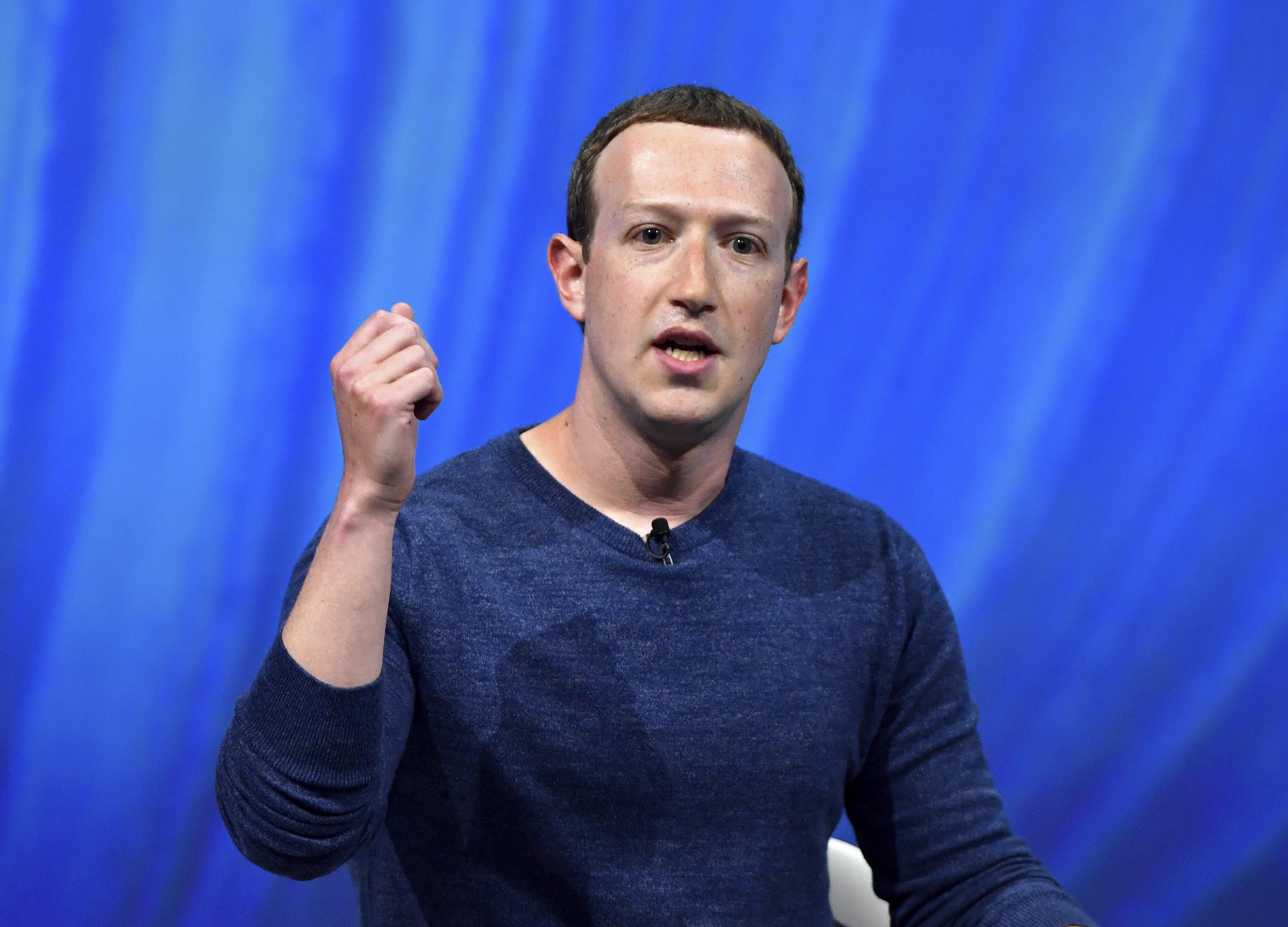 Цукерберг відреагував на заяву співзасновника Facebook про розділення компанії