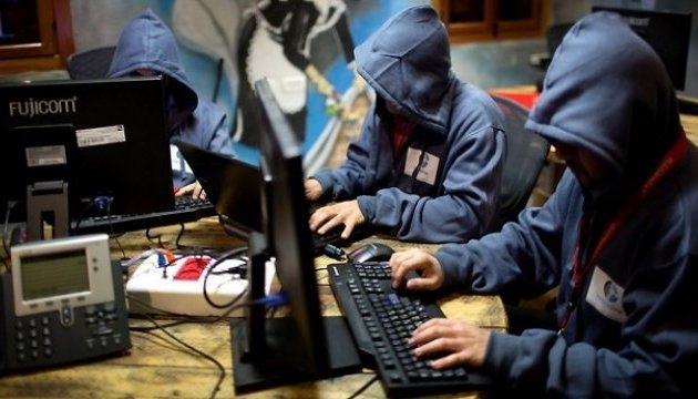 СБУ разом з ФБР викрила міжнародну банду хакерів, яку очолював українець