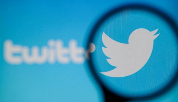 «Твіттер» визнала, що дані користувачів могли бути використані для реклами