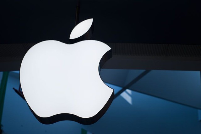 Apple виплатить $1 млн тому, хто зламає операційну систему iPhone