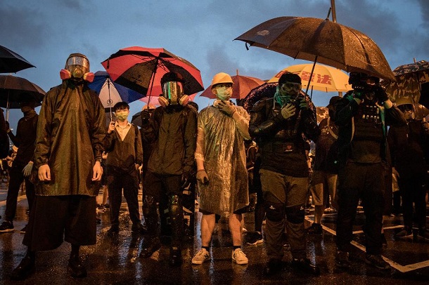 Учасники протестів у Гонконзі спілкуються через месенджер, який влада не може заблокувати