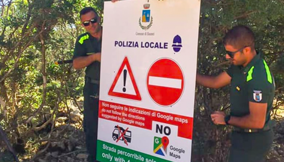 Туристів на Сардинії закликають не користуватися Google Maps