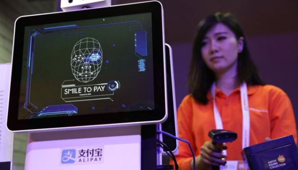 У Китаї ввели обов'язкове сканування обличчя під час реєстрації мобільних телефонів