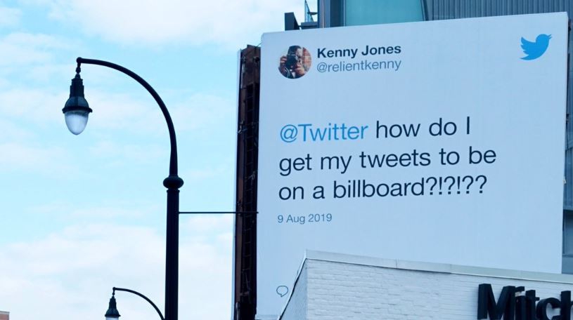 Twitter виконала бажання користувачів, які хотіли побачити свої пости на біл-бордах