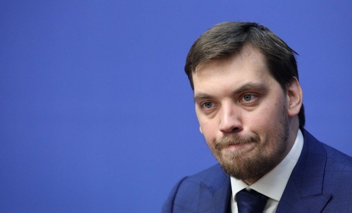 Журналіст називає фейком заяву про відставку Гончарука — у Зеленського її не реєстрували