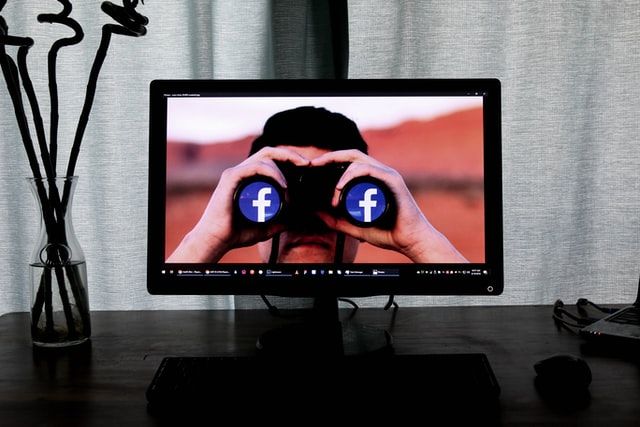 Facebook оголосила про пошуки директора з дистанційної роботи