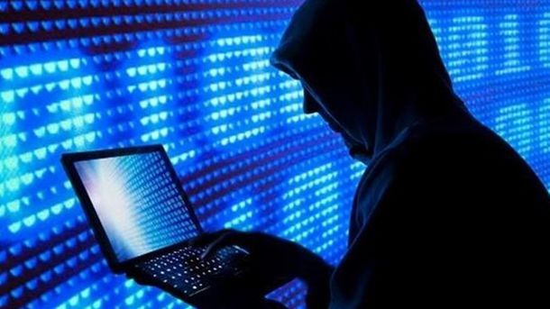 На Дніпропетровщині викрили хакерів, які викрадали дані облікових записів - кіберполіція