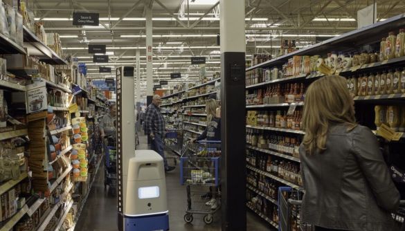 Walmart відмовилася від роботів для інвентаризації товарів. Їхнє місце займуть люди