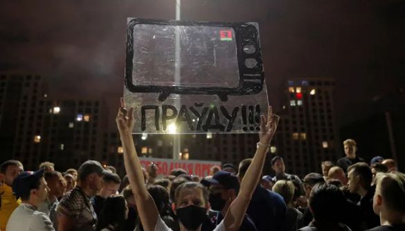 «Выключить телевизор». Почему российская пропаганда может не сработать в Беларуси