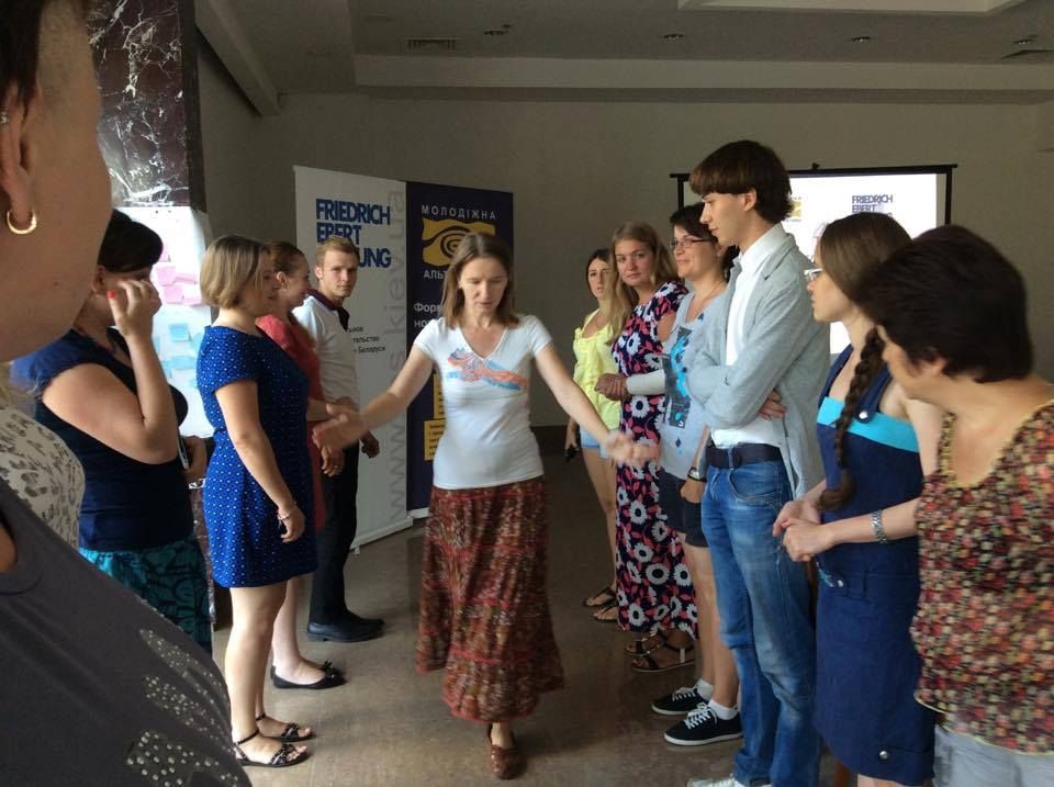 «Території здорового глузду». Українців навчать спільно протидіяти інфодемії