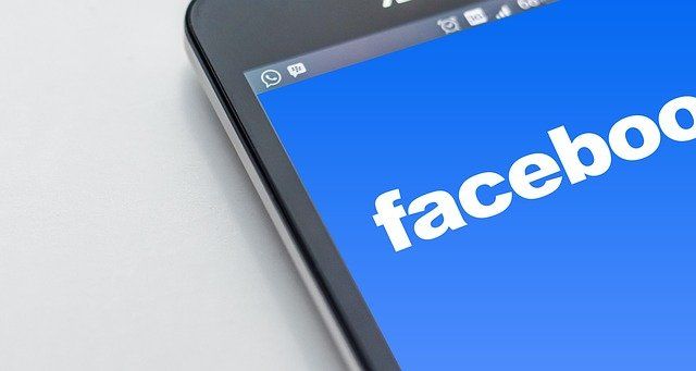 Facebook повідомлятиме користувачів про те, що вони лайкають і репостять фейки