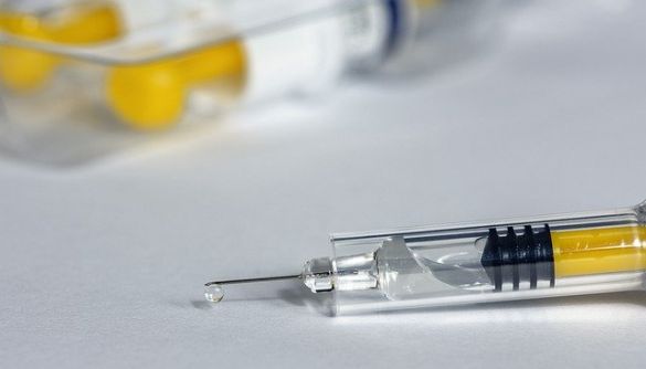 Розробники російської вакцини  проти коронавірусу «Супутник V» підписали угоду з AstraZeneca