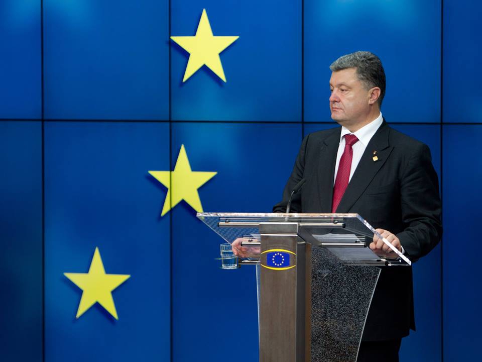 Петро Порошенко обіцяє, що 3G і 4G з’являться в Україні найближчим часом