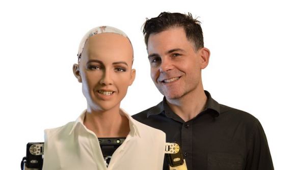 Розробник робота Софії планує налагодити масове виробництво людиноподібних роботів