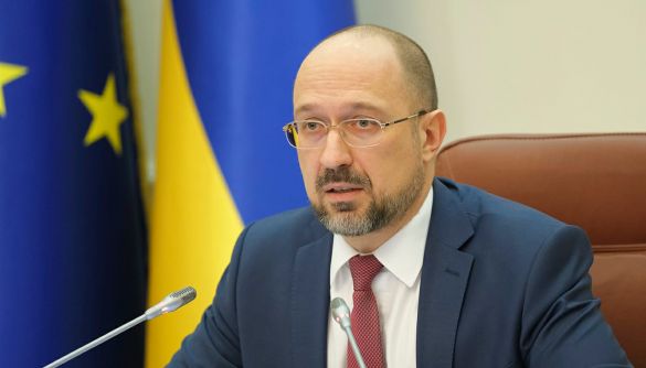 Прем'єр-міністр розповів, скільки і яких вакцин отримає Україна