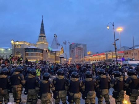 Росія зобов'язала соцмережі шукати і видаляти інформацію про неузгоджені з владою акції протесту