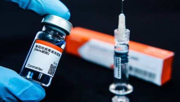 «Лекхім» попередив про затримку поставок в Україну китайської вакцини від COVID-19 — Reuters