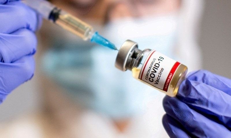 Мережею поширують фейкове відео про COVID-вакцини з «абортованими людськими ембріонами»