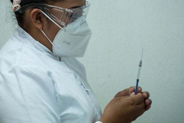 Канал Медведчука збрехав, що ВООЗ не рекомендує вакцину CoviShield — моніторинг