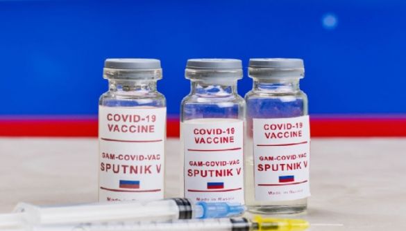 Франція не планує розгортати на своїй території виробництво російської вакцини проти COVID-19