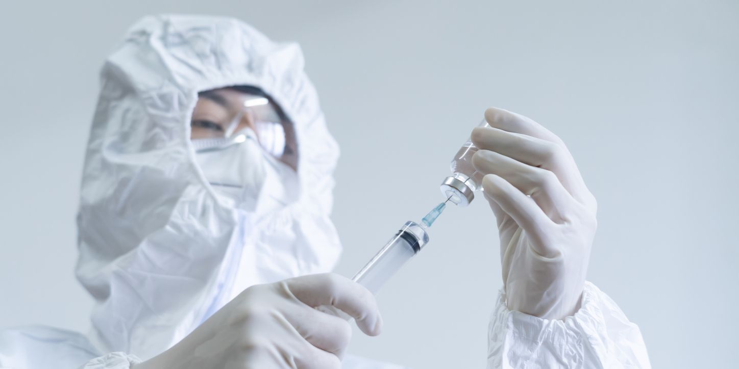 Китай спростить в'їзд для іноземців, які прищепилися COVID-вакциною місцевого виробництва