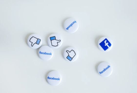 Компанія Facebook  припиняє підтримку інструменту Facebook Analytics