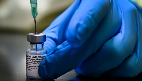 В Україні публічних осіб більше не будуть вакцинувати від коронавірусу поза чергою – Степанов