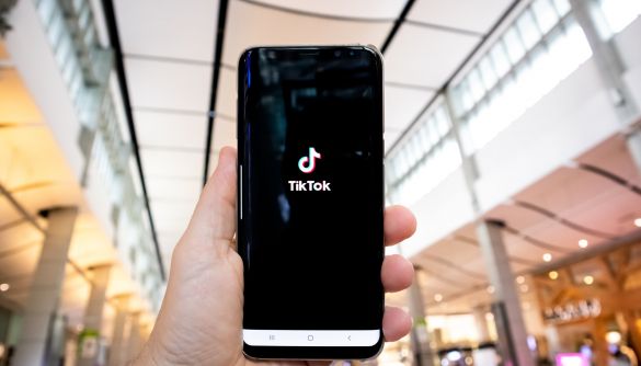 TikTok звинувачують у незаконному зборі особистих даних неповнолітніх користувачів