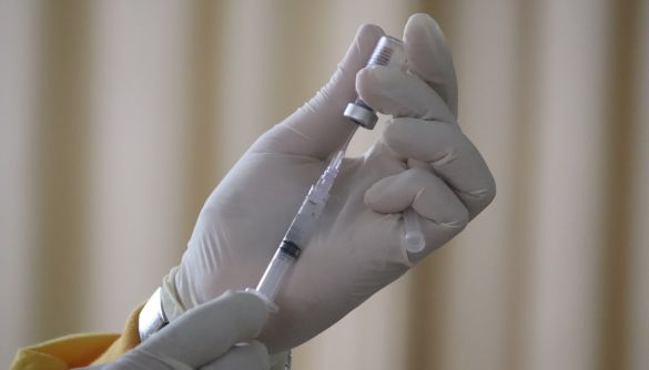 В Україні органи місцевого самоврядування знищили дані публічних осіб, які реєструвалися на вакцинацію проти COVID-19
