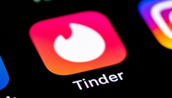 Tinder дозволить заблокувати користувачів за їхнім номером телефону