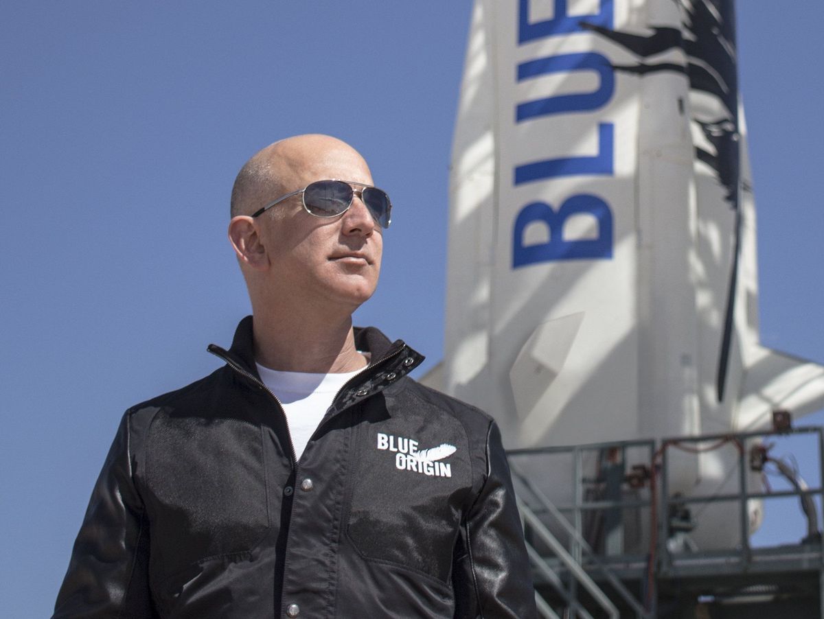 Джефф Безос візьме участь у першому пасажирському рейсі космічної компанії Blue Origin
