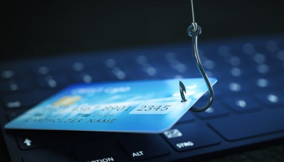 Кіберполіція: У кожному другому випадку шахрайства з банківськими картками задіяні співробітники фінустанов
