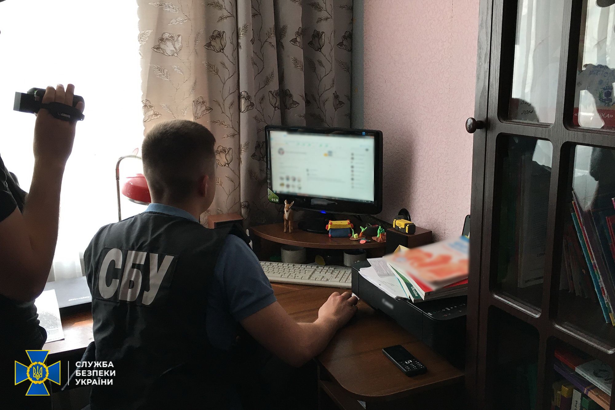 СБУ підозрює мешканців Київщини, Одещини та Закарпаття в інформаційно-підривних операціях на користь РФ