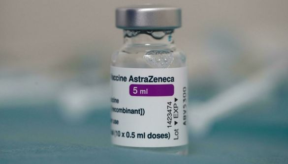 Фотофейк: COVID-вакцина від AstraZeneca була виготовлена ще в 2018 році