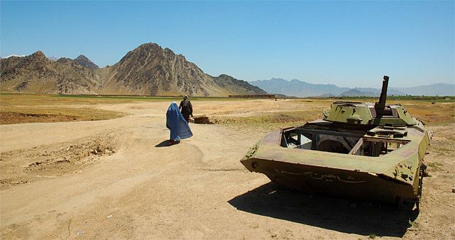 Урядові установи США видаляють з сайтів інформацію про афганців, щоб захистити їх від талібів