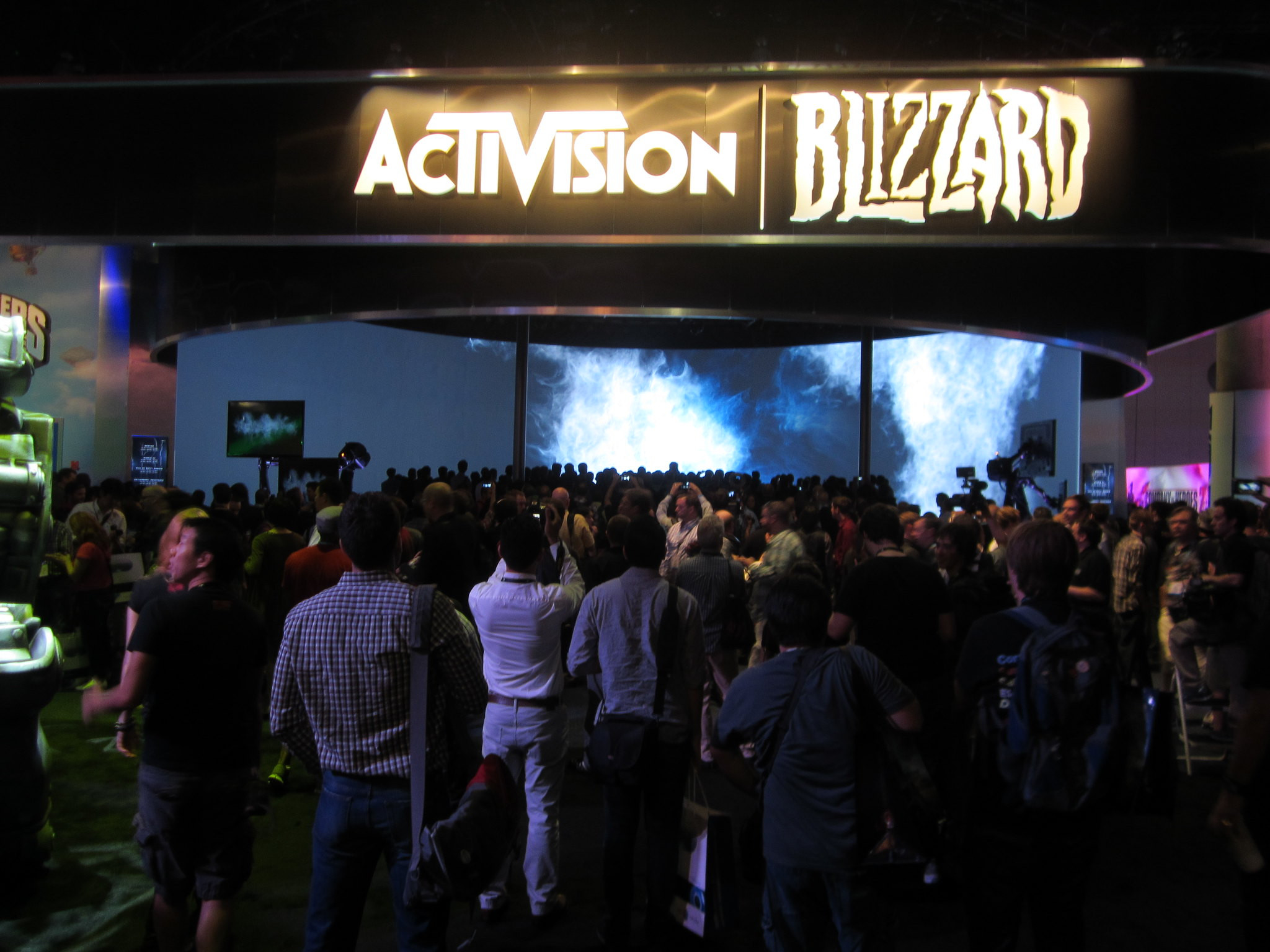 Activision Blizzard звільнила понад 20 співробітників через розслідування сексуальних домагань в компанії