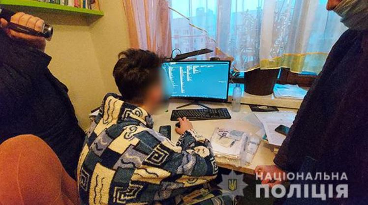 Фальшиві сертифікати про вакцинацію продав 15-річний мешканець Миколаєва