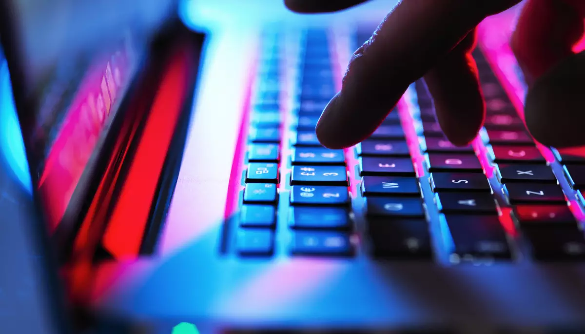 Хакери зламали сайти найбільших російських ЗМІ, розмістивши там антивоєнні заклики
