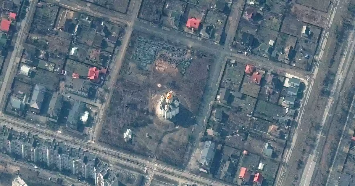 Братська могила в Бучі з'явилася ще 10 березня, це видно зі знімків супутника – Maxar Technologies