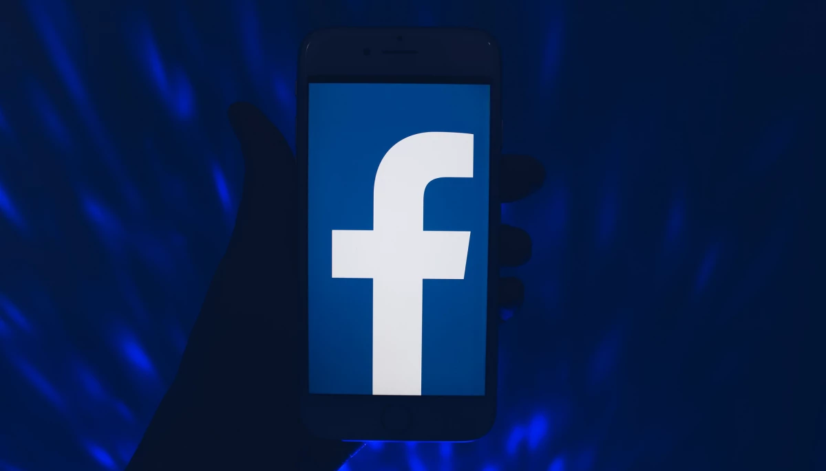 Facebook закриває свою платформу для подкастів
