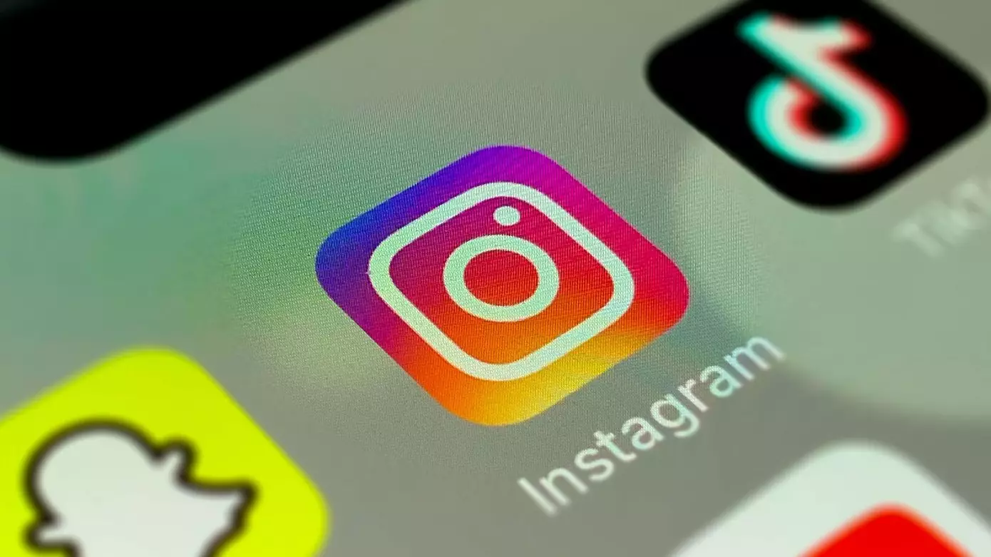 Instagram запропонує функцію репостів