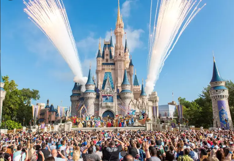 Disney планує використовувати дані відвідувачів парків для персональних розважальних пропозицій