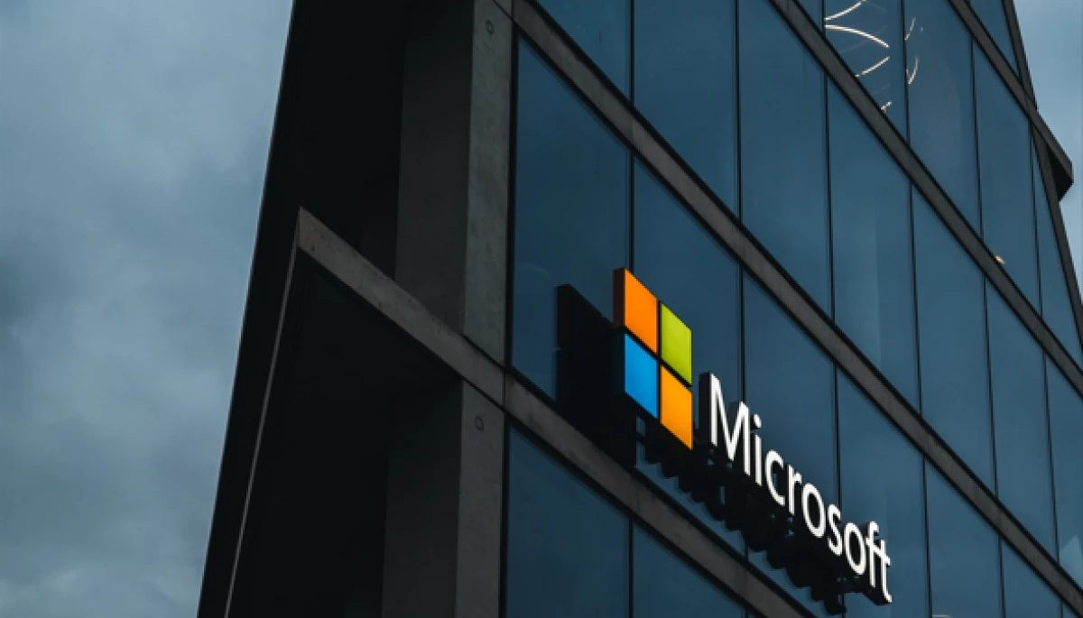 Microsoft звільнила майже 1000 співробітників