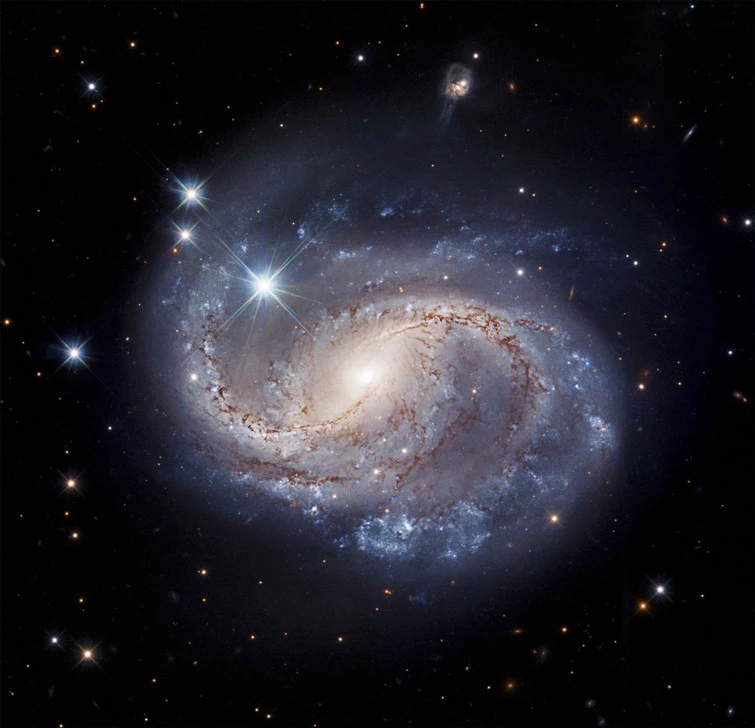 Телескоп Hubble зняв спіральну галактику за 214 мільйонів світлових років від Землі