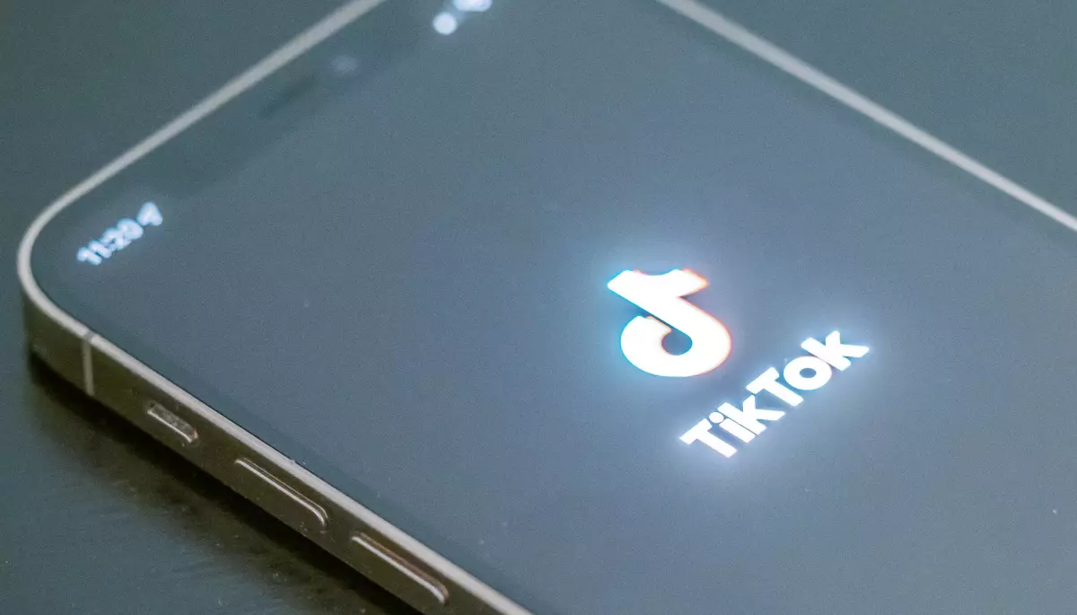 TikTok викрив російську мережу акаунтів, яка поширювала пропаганду про Україну серед понад 100 тисяч користувачів у Європі