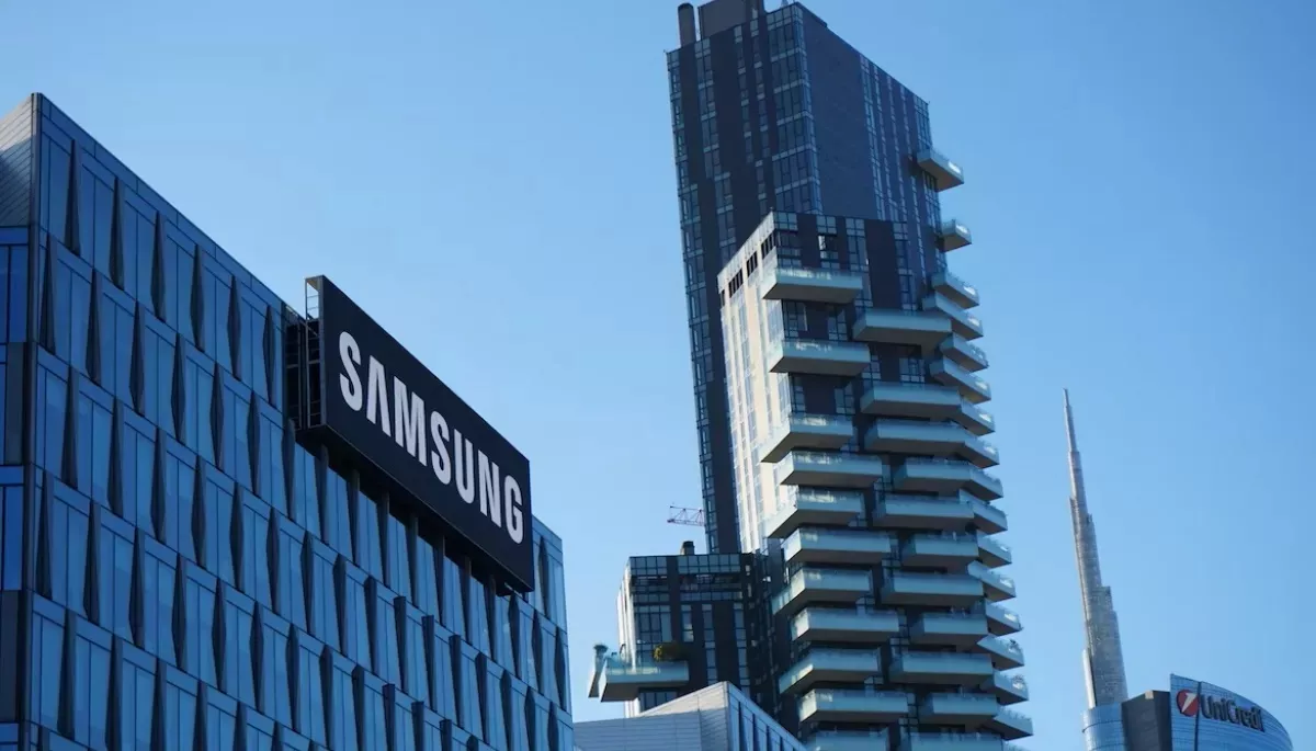 Екскерівника Samsung звинуватили в крадіжці  креслень і проєктів для створення заводу мікросхем у Китаї