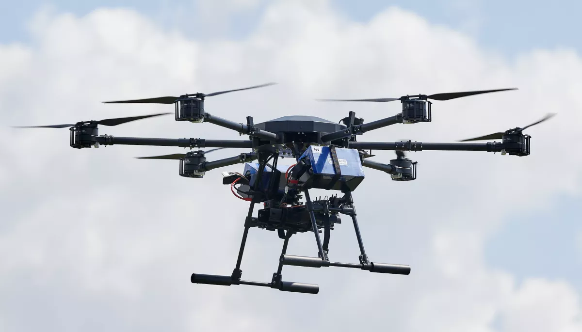 Зеленський підписав закони про звільнення від оподаткування імпорту запчастин для виробництва дронів