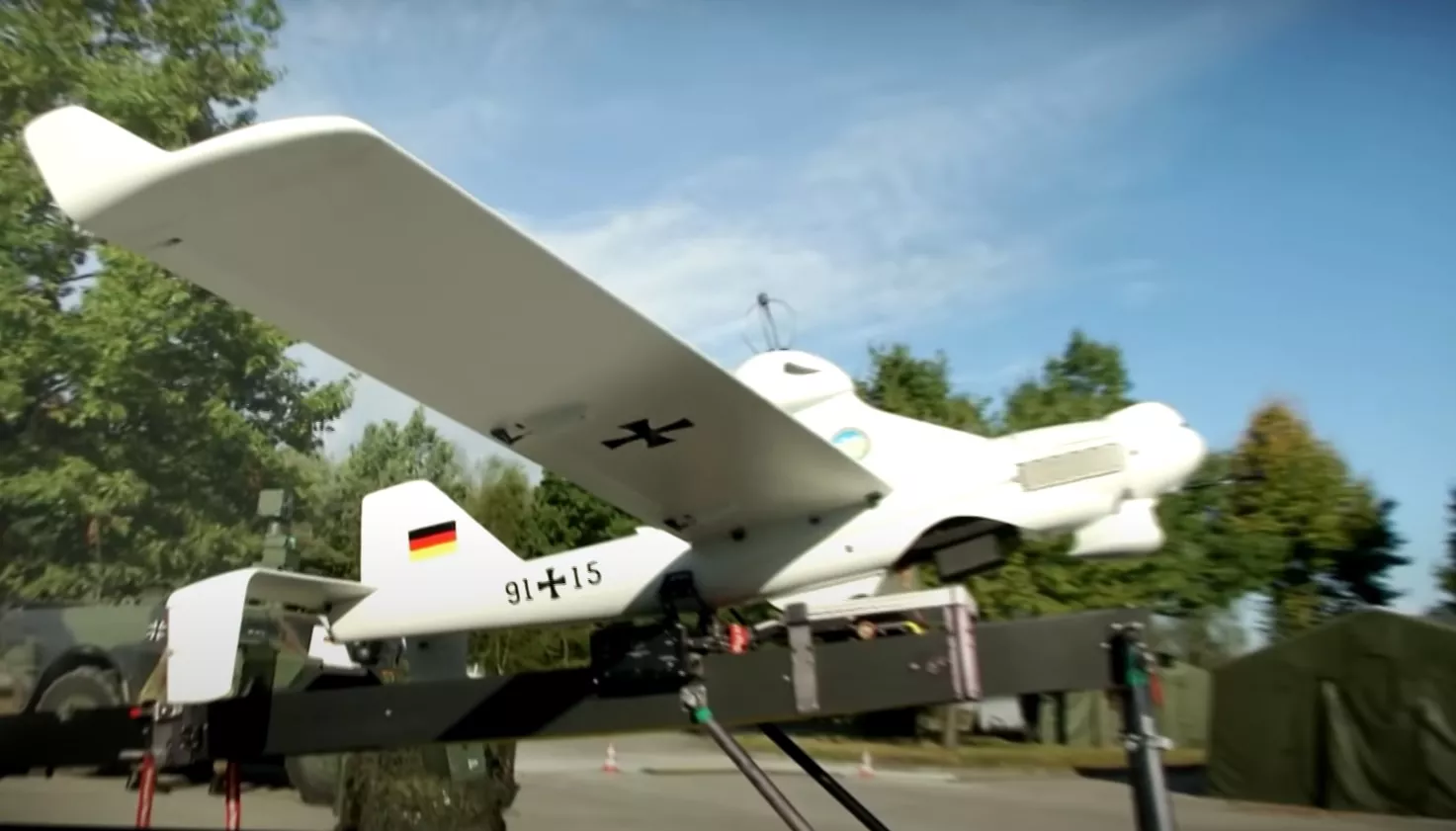 Україна отримає партію німецьких розвідуальних дронів Luna NG