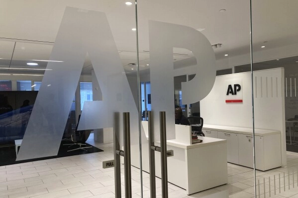 Associated Press визначила правила застосування штучного інтелекту для журналістів