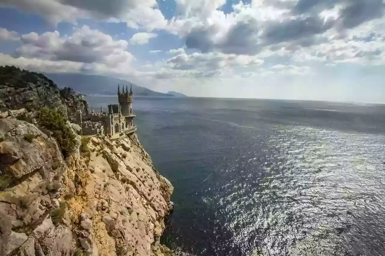 National Geographic опублікував фото з Криму, не вказавши, кому він належить. На критику не реагує